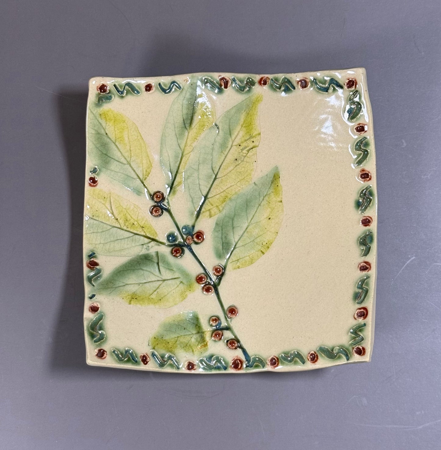 Holly Serving Dishes