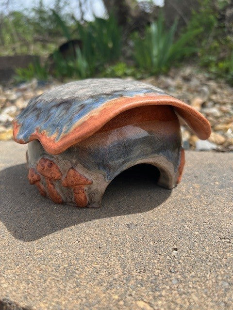 Garden Toad House