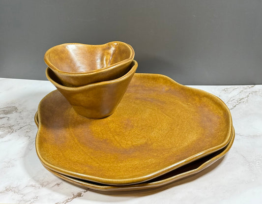 Leather Look Tableware